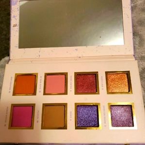 Alamar Cosmetics eyeshadow palette